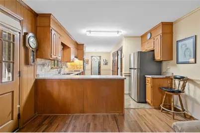 2258 Greencrest Drive NE, Atlanta, GA 30345 - Photo 7