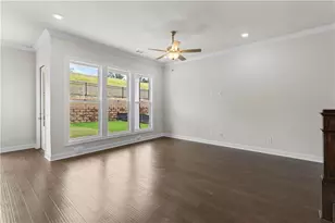 649 Summitt Hl Wy, Cumming, GA 30040 - Photo 9