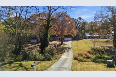 127 Springbrook Drive, Auburn, GA 30011 - Photo 29