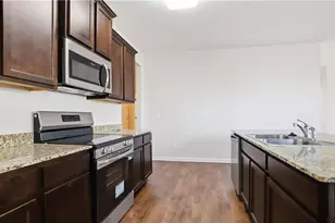 2017 Sawgrass Dr, Hampton, GA 30228 - Photo 5