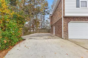 5907 Seven Oaks Dr, Powder Springs, GA 30127 - Photo 5
