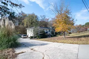 1730 Macby Dr, Marietta, GA 30066 - Photo 47