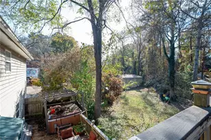 1730 Macby Dr, Marietta, GA 30066 - Photo 39