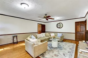 4806 Dean Ln SW, Lilburn, GA 30047 - Photo 19