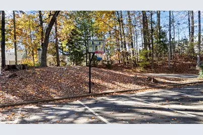 54 Basswood Circle, Sandy Springs, GA 30328 - Photo 75