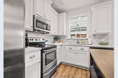 423 Palmetto Street, Saint Simons, GA 31522 - Photo 9