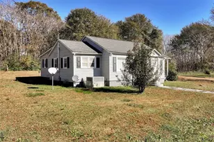 111 College Ave, Canon, GA 30520 - Photo 3