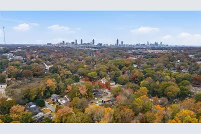 142 Woodbine Circle SE, Atlanta, GA 30317 - Photo 9