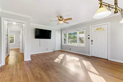 142 Woodbine Circle SE, Atlanta, GA 30317 - Photo 7