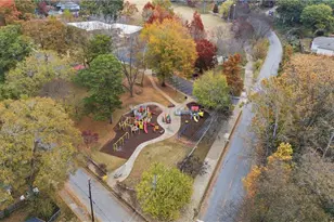 142 Woodbine Cir SE, Atlanta, GA 30317 - Photo 33