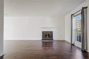 1077 New Haven Dr SW, Marietta, GA 30064 - Photo 3