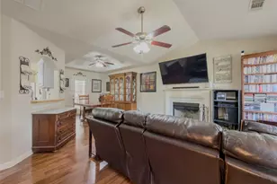 212 Rainbow Ln, Winder, GA 30680 - Photo 5