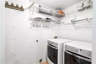 2700 Pine Tree Road NE, Atlanta, GA 30324 - Photo 13