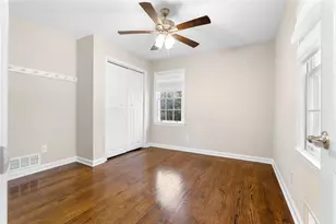 169 Hurt Dr SE, Smyrna, GA 30082 - Photo 11