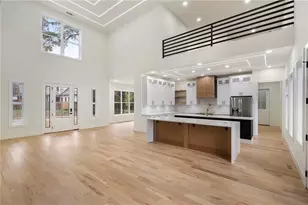 2764 Midway Rd, Decatur, GA 30030 - Photo 7