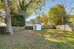 1674 Browning St SW, Atlanta, GA 30314 - Photo 31