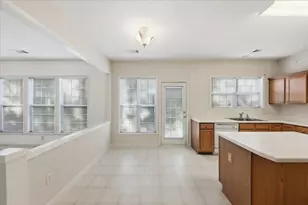 510 Keeneland Ave, Woodstock, GA 30189 - Photo 9