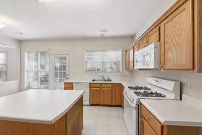 510 Keeneland Avenue, Woodstock, GA 30189 - Photo 7