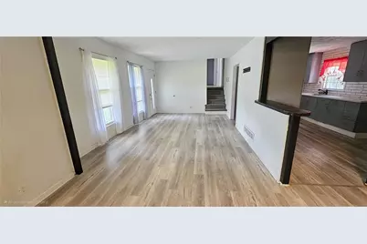 2611 Kings Circle, Lawrenceville, GA 30044 - Photo 9