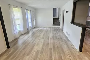 2611 Kings Circle, Lawrenceville, GA 30044 - Photo 9