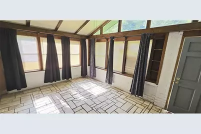 2611 Kings Circle, Lawrenceville, GA 30044 - Photo 13