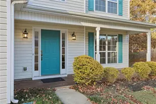 2415 Hamilton Parc Ln, Buford, GA 30519 - Photo 3