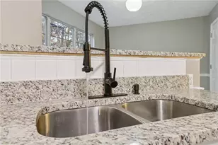 2415 Hamilton Parc Ln, Buford, GA 30519 - Photo 11