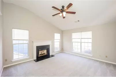 5899 Eagles Feather Lane, Riverdale, GA 30274 - Photo 5