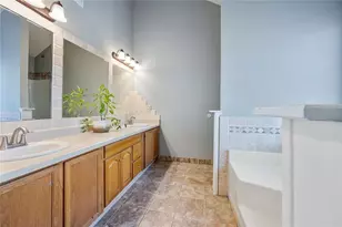 1880 Rocksram Dr, Buford, GA 30519 - Photo 21