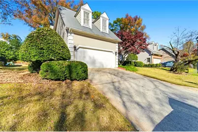 1172 Daventry Way NE, Brookhaven, GA 30319 - Photo 3