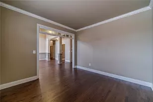 5730 Boulder Ridge Ct, Flowery Branch, GA 30542 - Photo 9