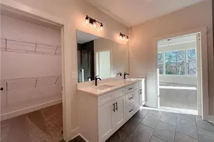 16 Altar Rock Ct, Cartersville, GA 30121 - Photo 9