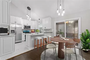 1425 Watercrest Cir, Lawrenceville, GA 30043 - Photo 3