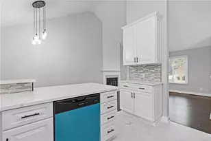 1425 Watercrest Cir, Lawrenceville, GA 30043 - Photo 11