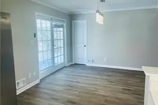 471 Village Green Ct SW, Lilburn, GA 30047 - Photo 11