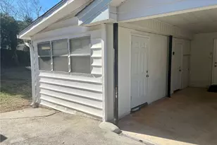 471 Village Green Ct SW, Lilburn, GA 30047 - Photo 29