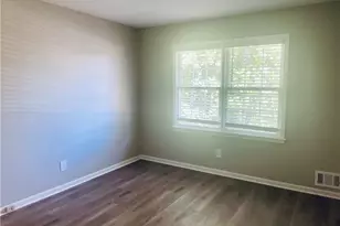 471 Village Green Ct SW, Lilburn, GA 30047 - Photo 23