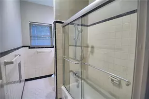 430 Lindbergh Dr NE, Atlanta, GA 30305 - Photo 17