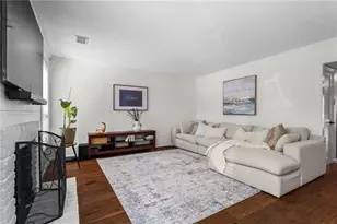 1028 Riverbend Club Dr SE, Atlanta, GA 30339 - Photo 3