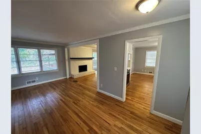 423 Center Circle, Conyers, GA 30094 - Photo 5