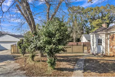 15 E New Street, Winder, GA 30680 - Photo 35