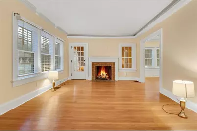 15 E New Street, Winder, GA 30680 - Photo 9