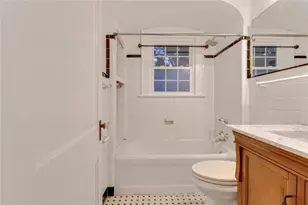 15 E New St, Winder, GA 30680 - Photo 27