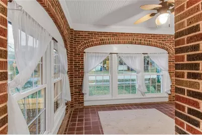 15 E New Street, Winder, GA 30680 - Photo 31