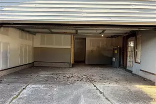 15 E New St, Winder, GA 30680 - Photo 43