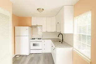 5002 Park Ave, Forest Park, GA 30297 - Photo 3