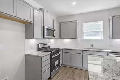 225 Park Lane, Fairburn, GA 30213 - Photo 3