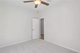 225 Park Ln, Fairburn, GA 30213 - Photo 13