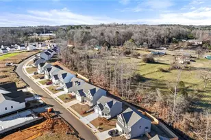 304 Bloomfield Cir, Canton, GA 30114 - Photo 23