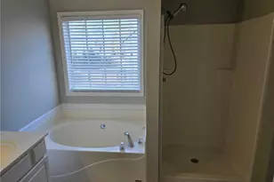 585 Chapel Walk Ln, Lawrenceville, GA 30045 - Photo 11